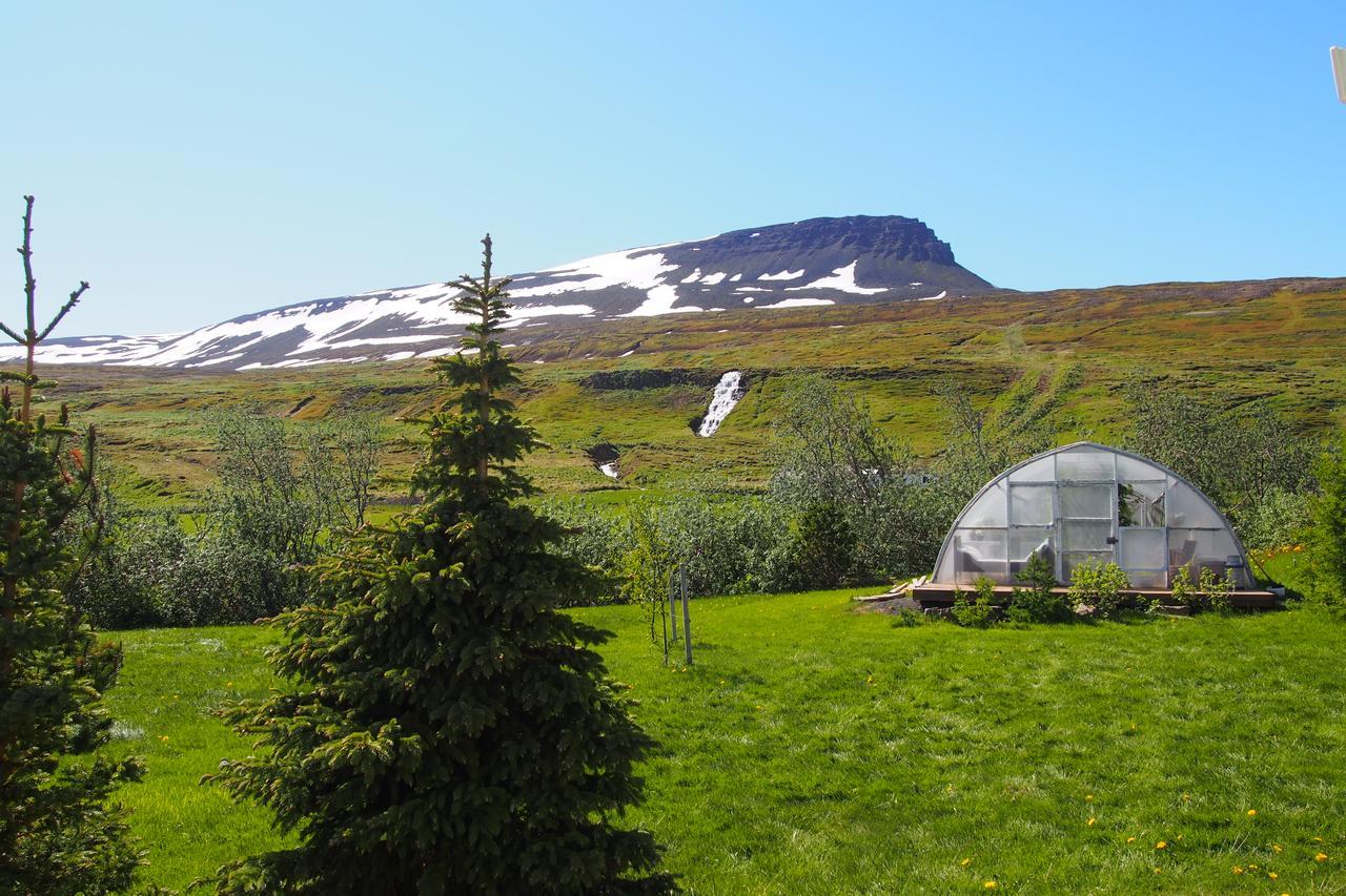 Granastathir Guesthouse Húsavík Zewnętrze zdjęcie